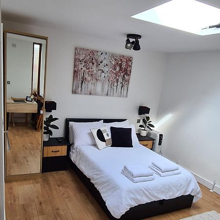 Canterbury Romantic Modern Home Goodnestone  Екстериор снимка