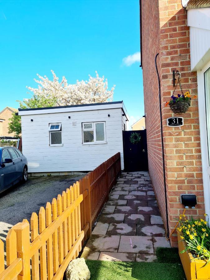 Canterbury Romantic Modern Home Goodnestone  Екстериор снимка