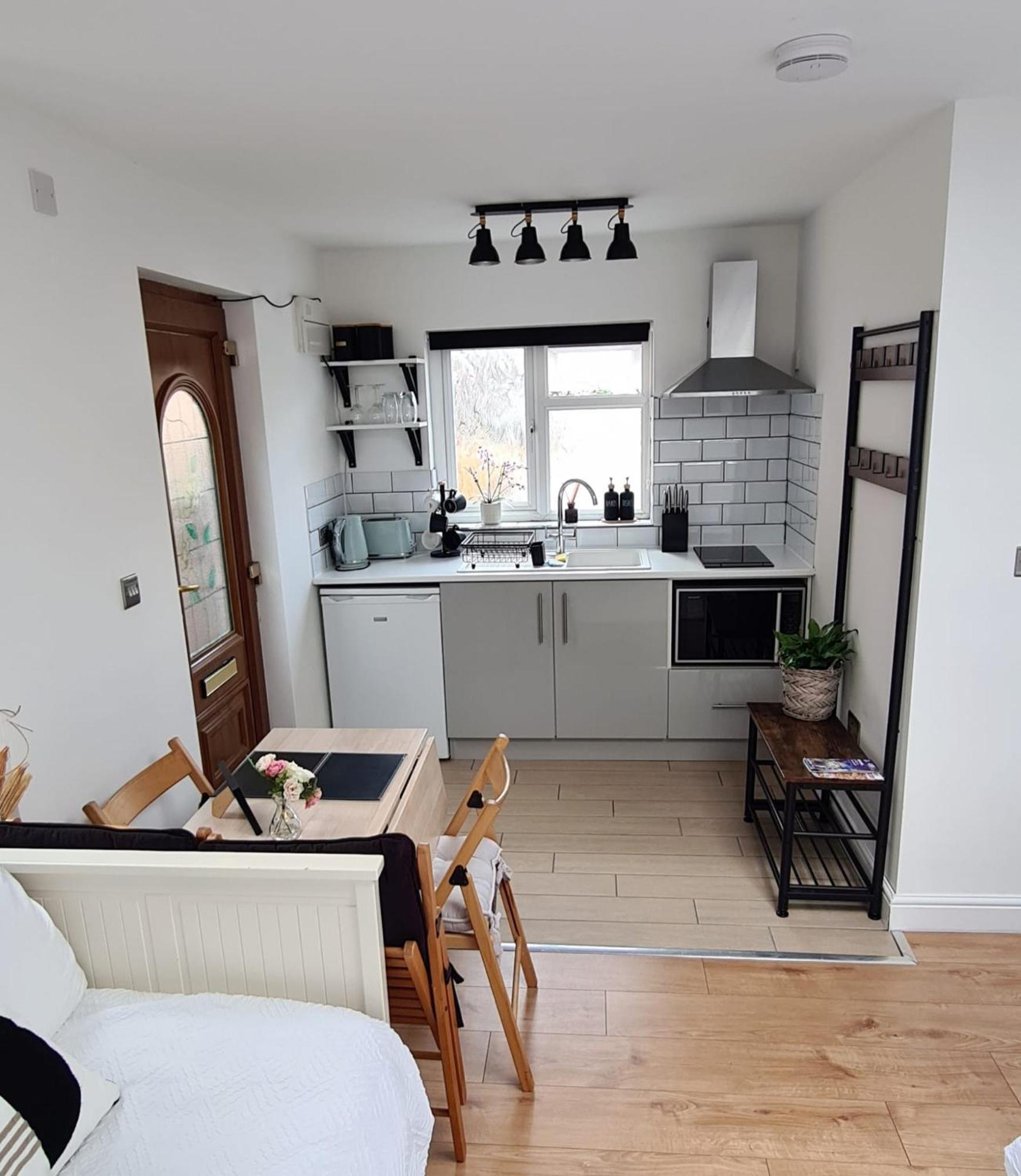 Canterbury Romantic Modern Home Goodnestone  Екстериор снимка